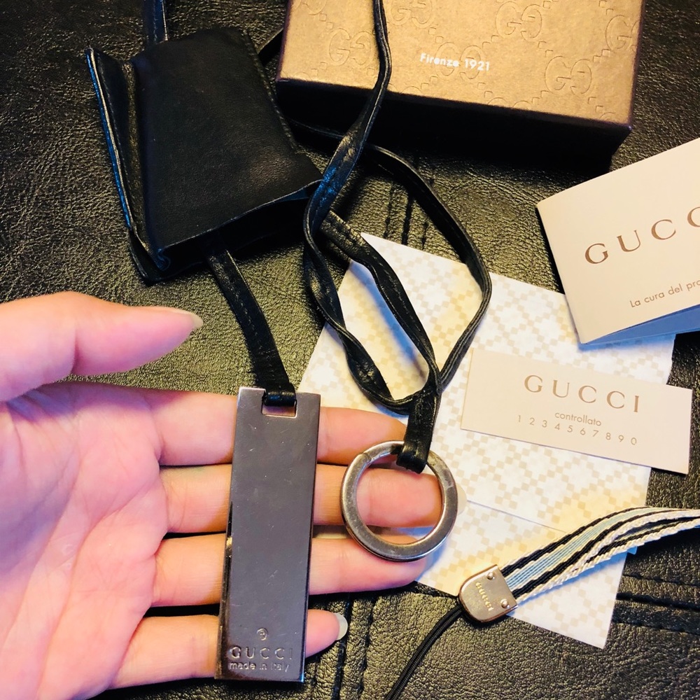 Authentic Gucci Keychain/phone accessory - Picture 3 of 8